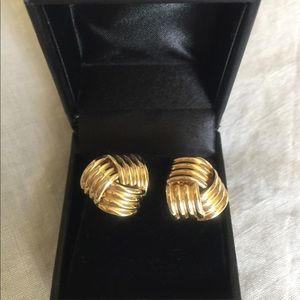 14K Gold Knot Earrings